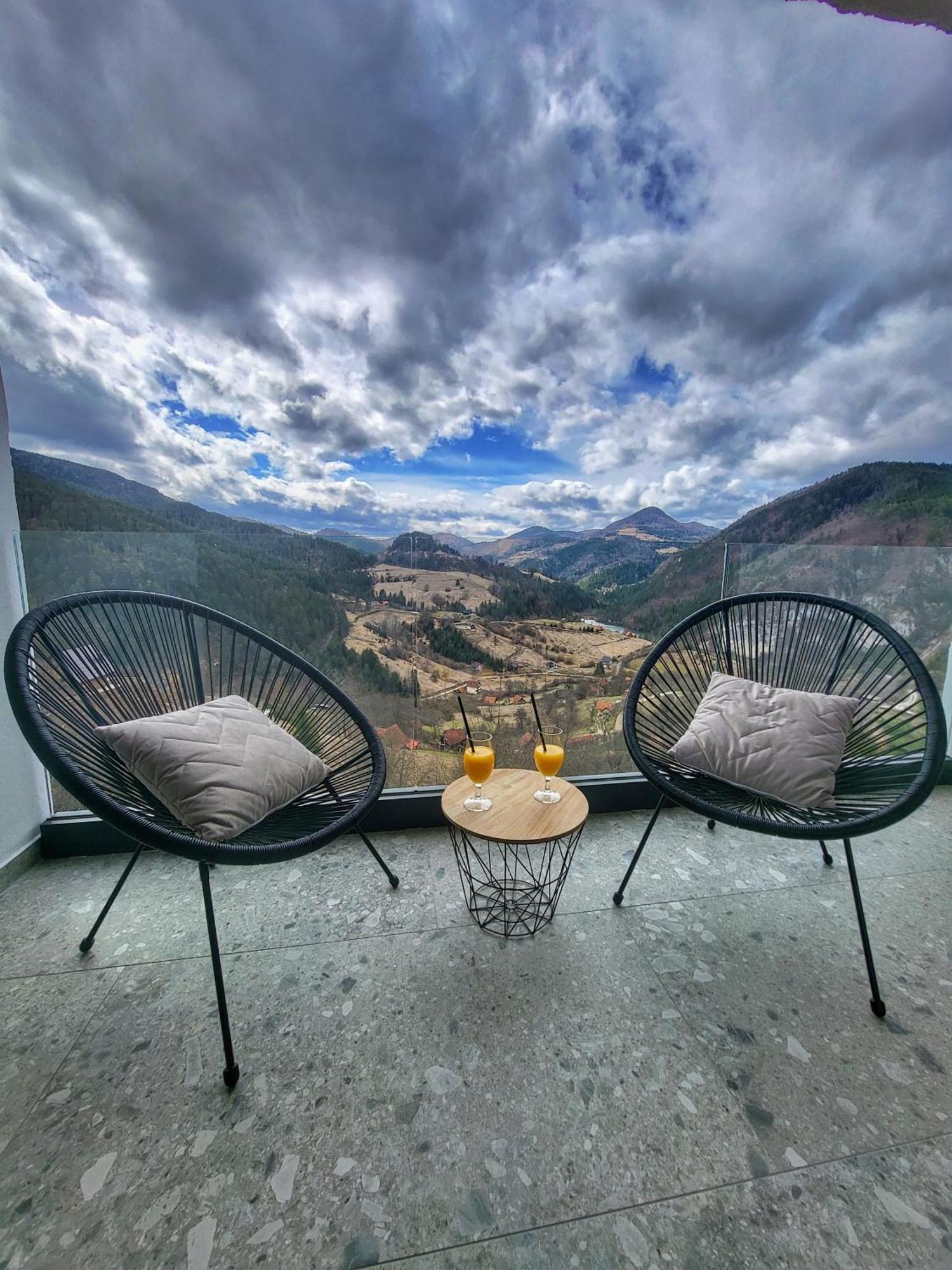 Apartmani Tarsko Jezero Zaovine Exterior foto